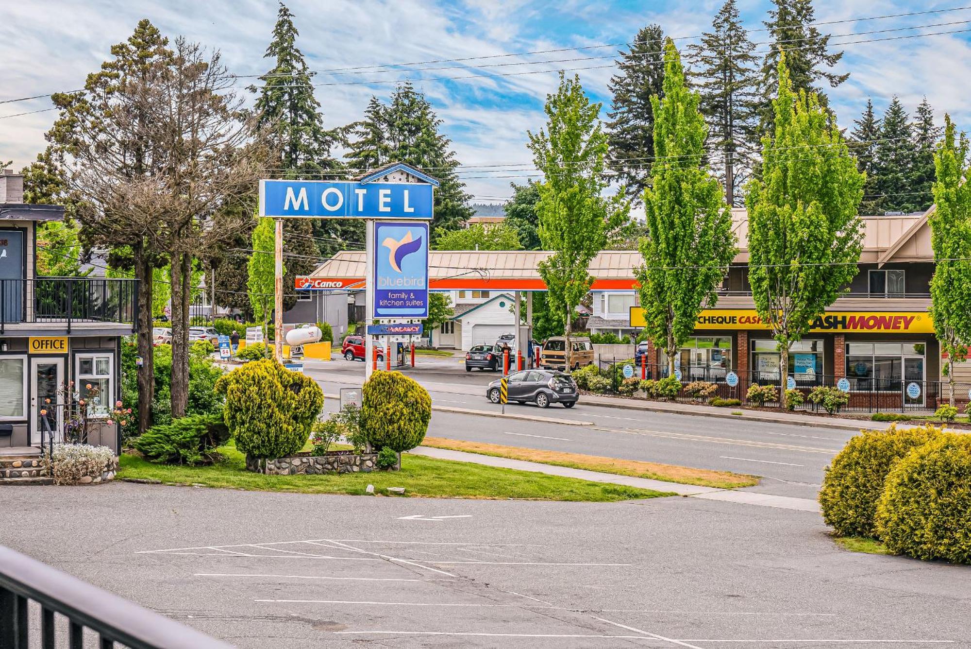 Bluebird Motel Nanaimo Esterno foto