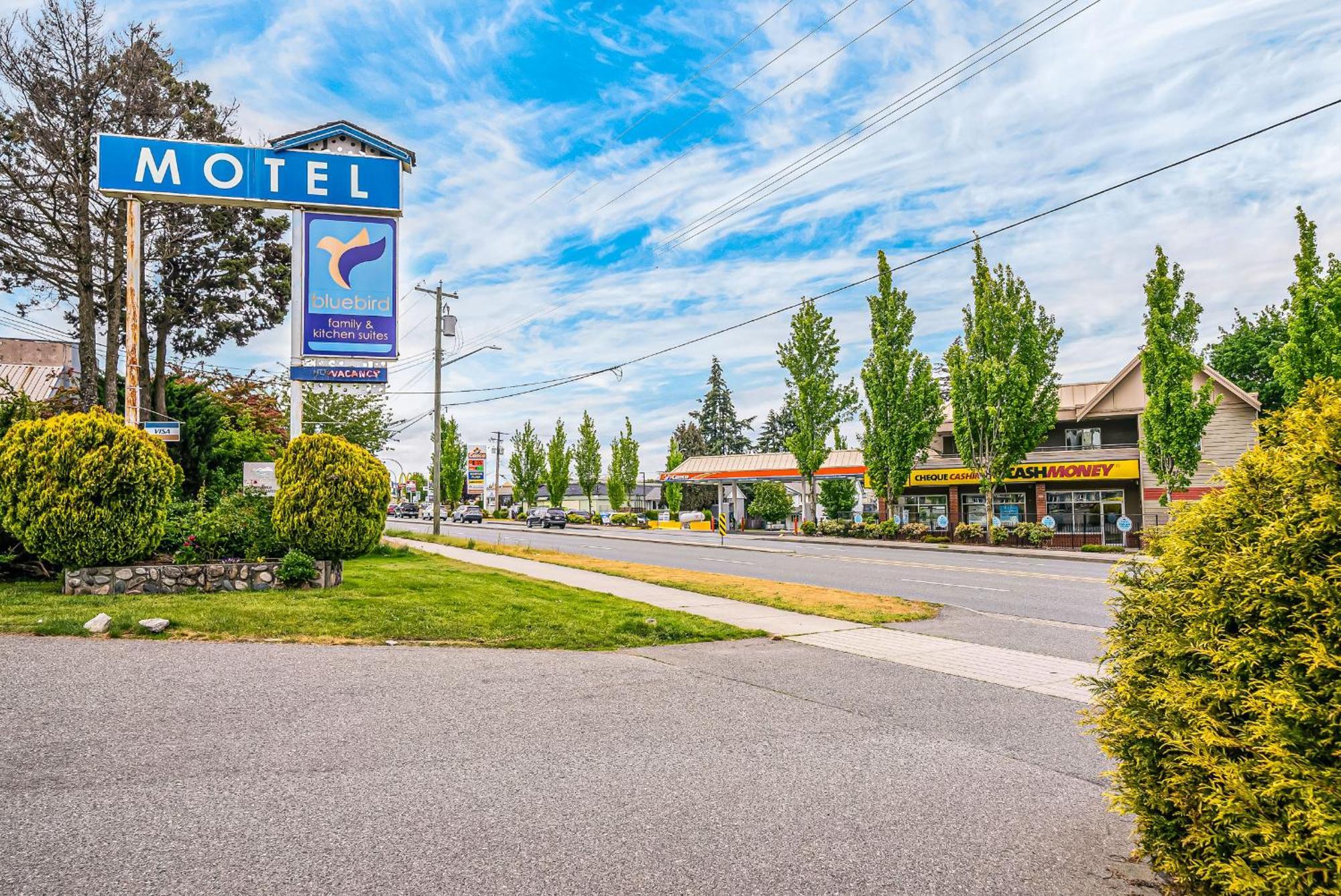 Bluebird Motel Nanaimo Esterno foto